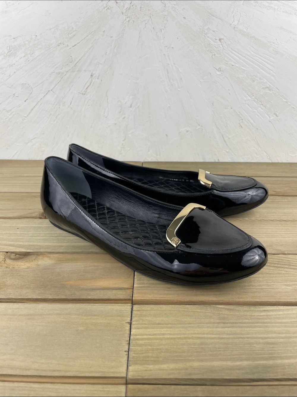 Tory Burch Black Patent Leather Loafers with Gold Accent